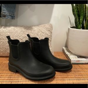Madewell Chelsea boot size 9